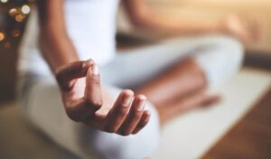 Mindful Breathing Techniques in Yoga for Beginners