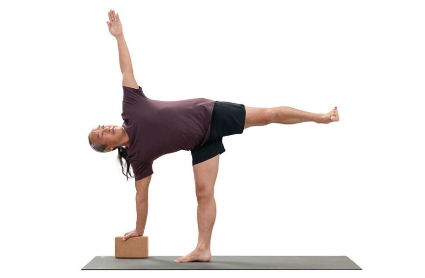 Exploring the Half Moon Pose (Ardha Chandrasana)